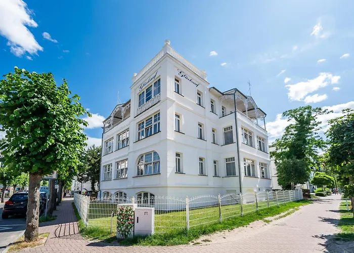 Strandvilla Glueckauf
