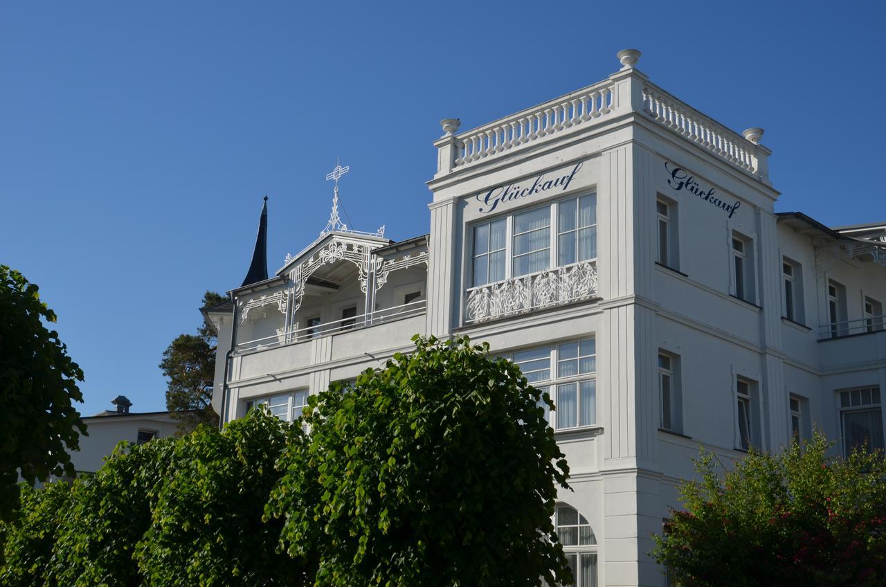 Aparthotel Strandvilla Glueckauf